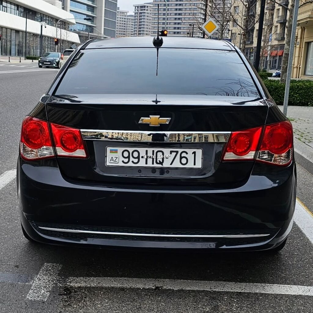 Chevrolet Cruze: 1.4 l | 2015 il 285000 km Sedan - şəkil 3