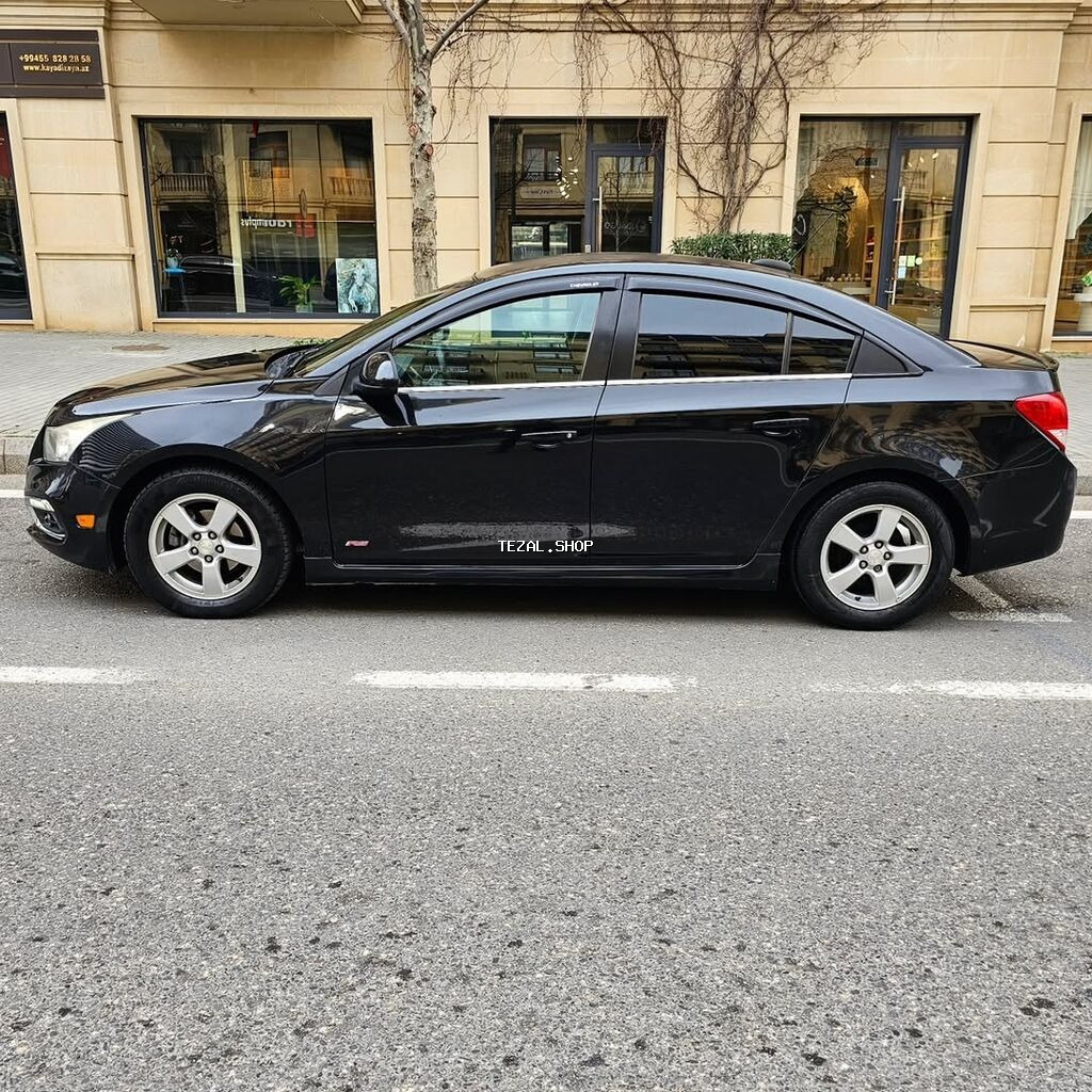 Chevrolet Cruze: 1.4 l | 2015 il 285000 km Sedan - şəkil 4
