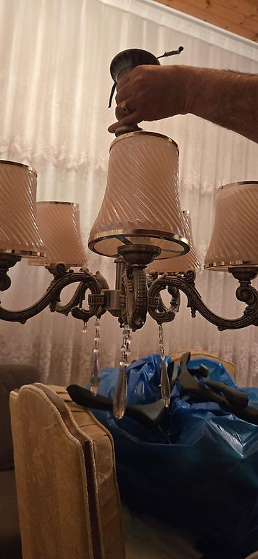 Lyustralar yaxshi veziyyetdedir.Her bir hissesi ustundedir.2si qonaq - şəkil 3