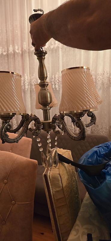 Lyustralar yaxshi veziyyetdedir.Her bir hissesi ustundedir.2si qonaq - şəkil 2