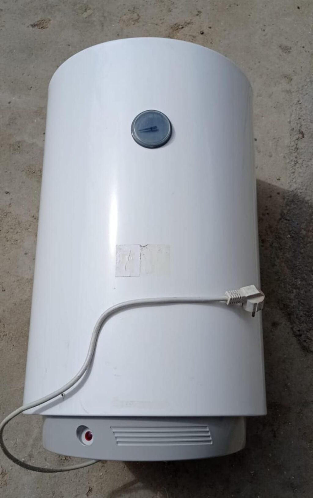 Ra.💫RR Ariston yenidi Qiymət 140 manat 80 litir İtaliya istehsalı