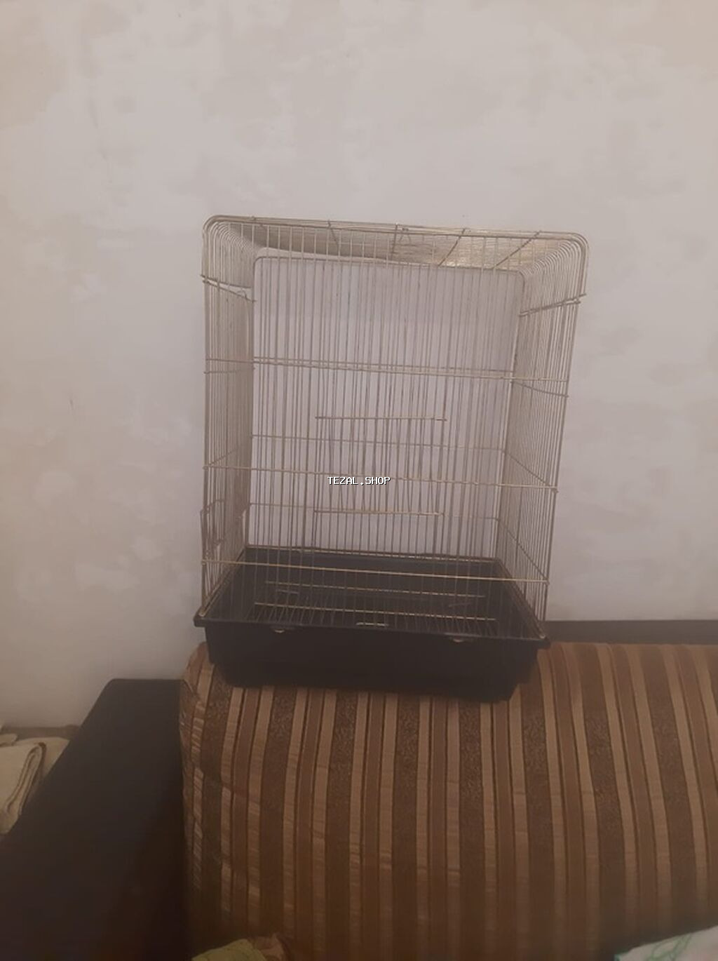 Qizili reng qefes yenidir Hundurluyu 56 Eni 42 Istiyen olsa Genclikden - şəkil 4