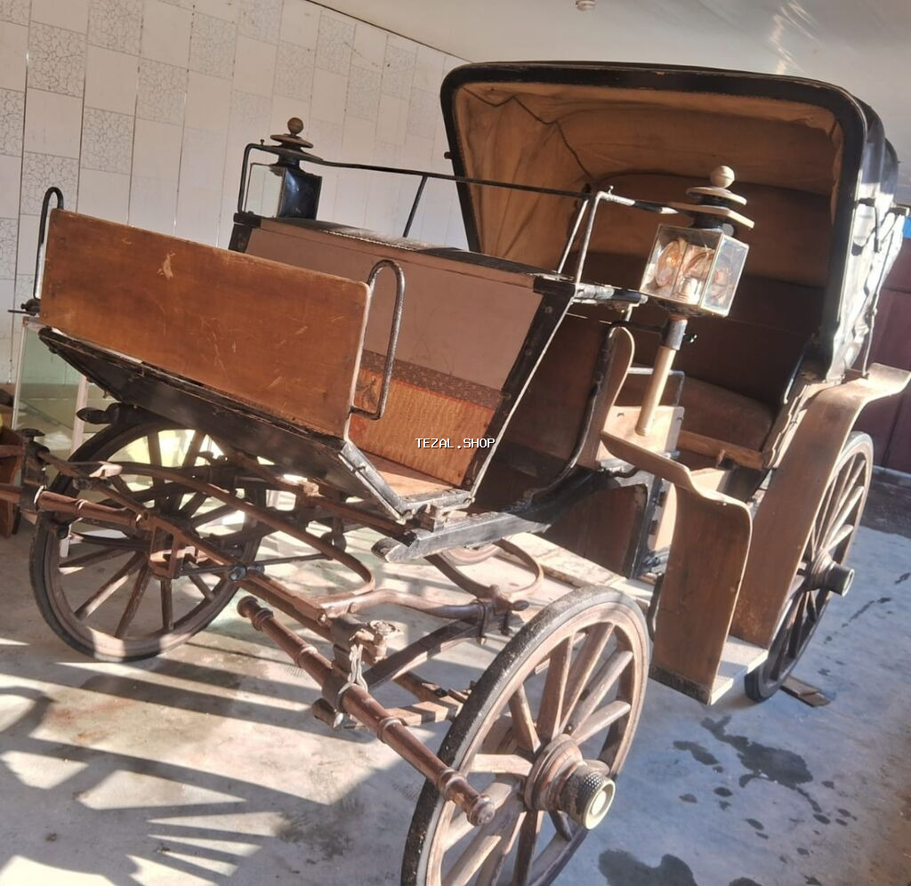 Fayton- Almaniya istehsalı Xüsusiyyətlər: - Taxta korpus və çərçivə