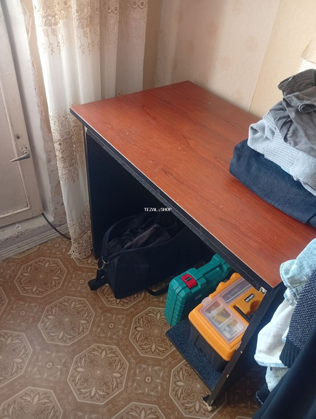 Düz masa, Polkalı, Siyirməsiz, DSP, Zəmanətsiz, Kredit yoxdur