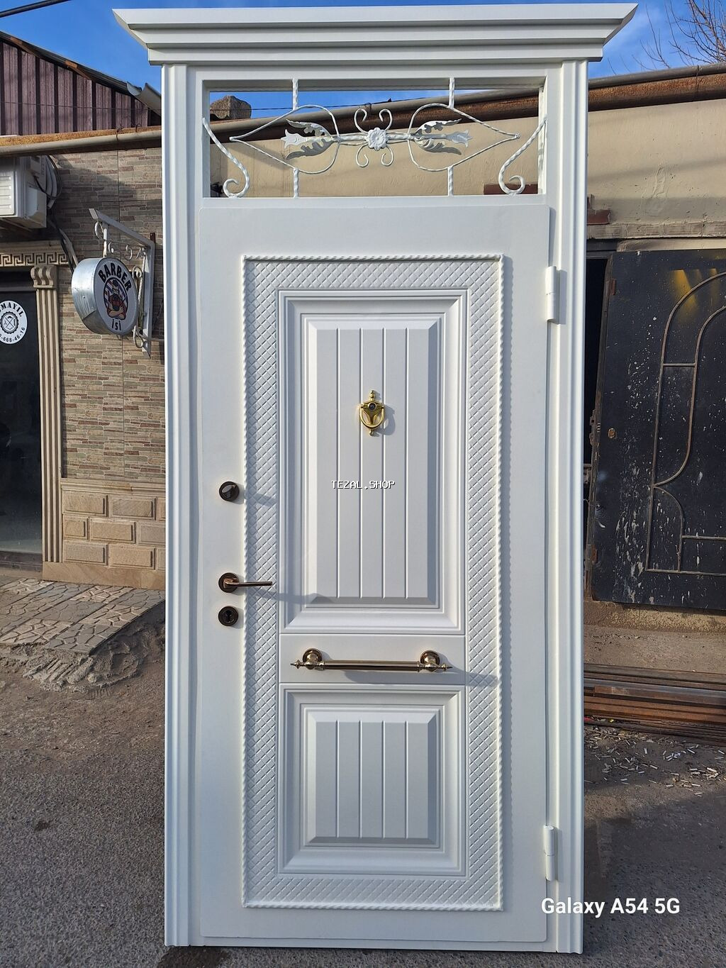 Yeni Giriş qapısı Zəmanətli, Pulsuz quraşdırma, Ünvandan götürmə, Ödənişli çatdırılma, Rayonlara çatdırılma