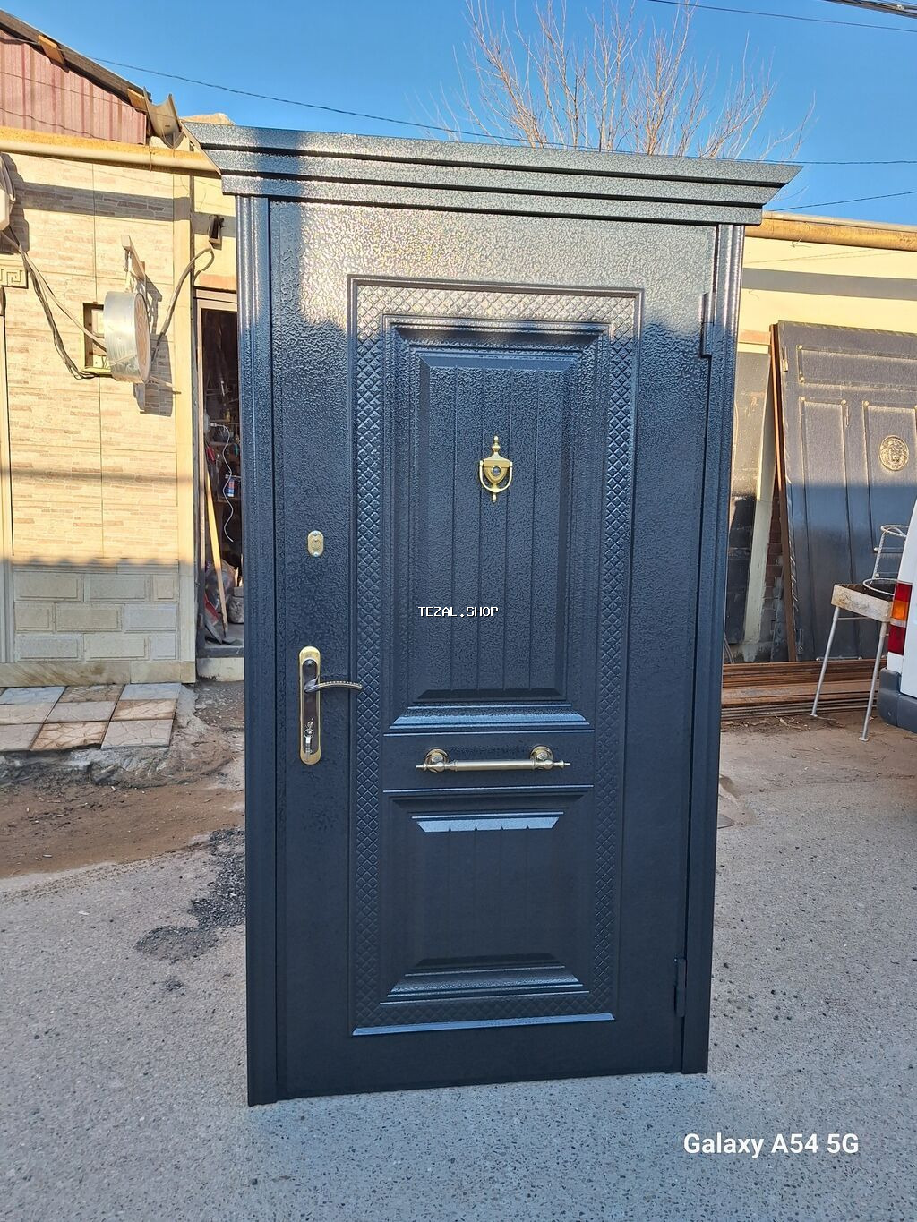 Salam .170 azn dan baslayan qiymetlerle isdediyiniz olcude ve razmerde