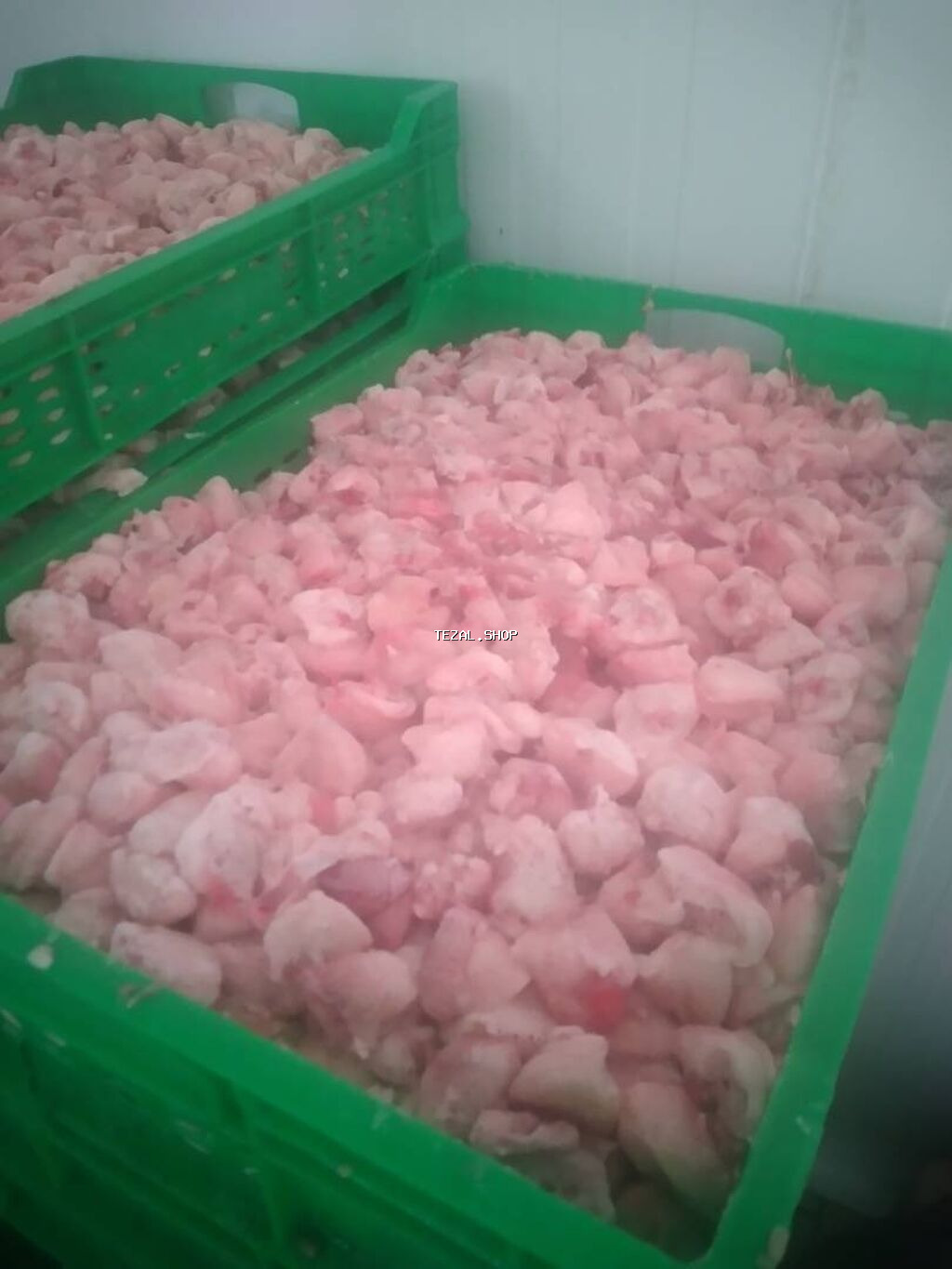 İtlər, pişiklər və donuzlar üçün toyuğun üyüdülmüş sümüyü və çömələni