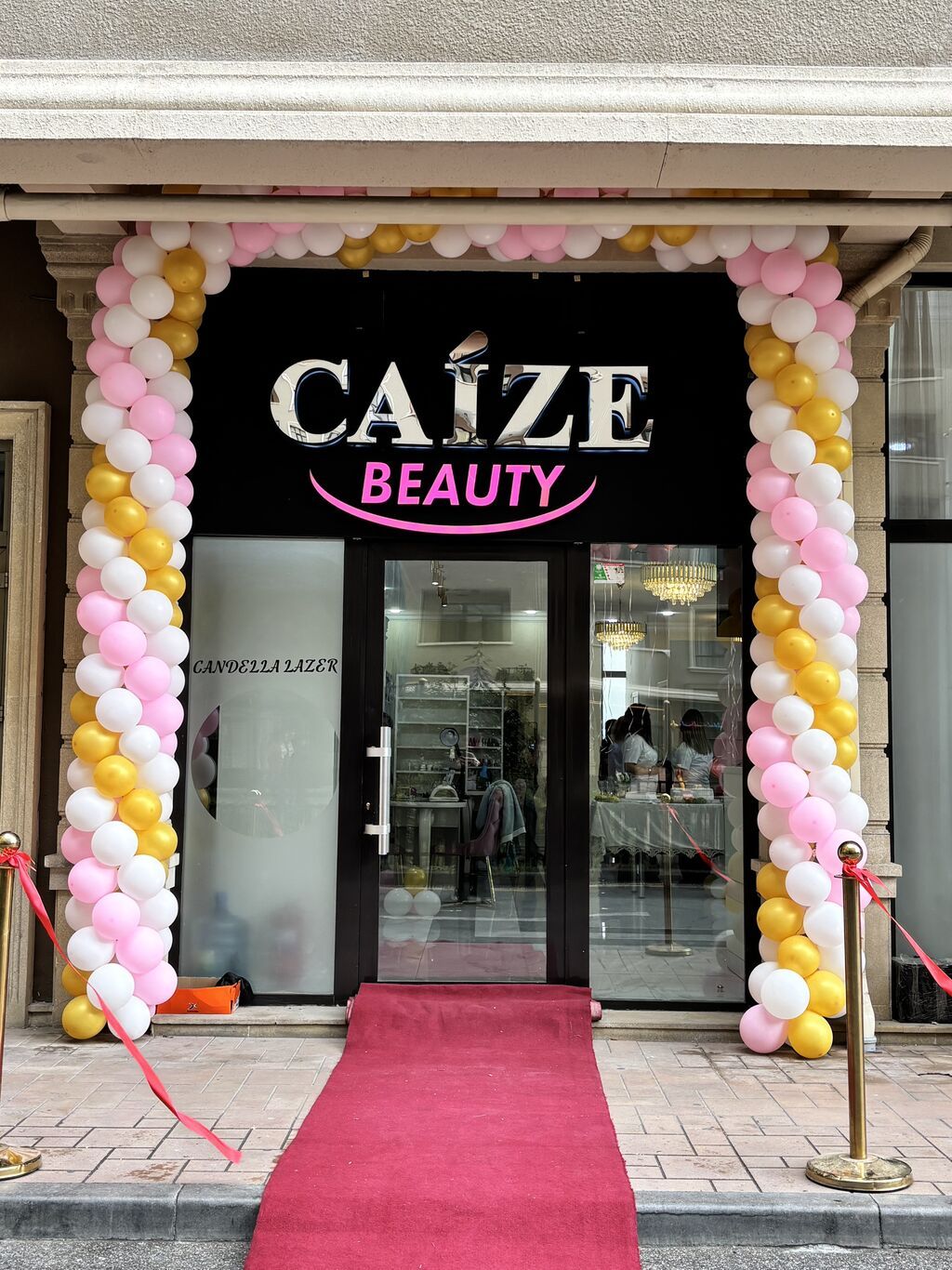 Yeni açılan qadın gözəllik salonuna ustalar tələb olunur ✨ Salon