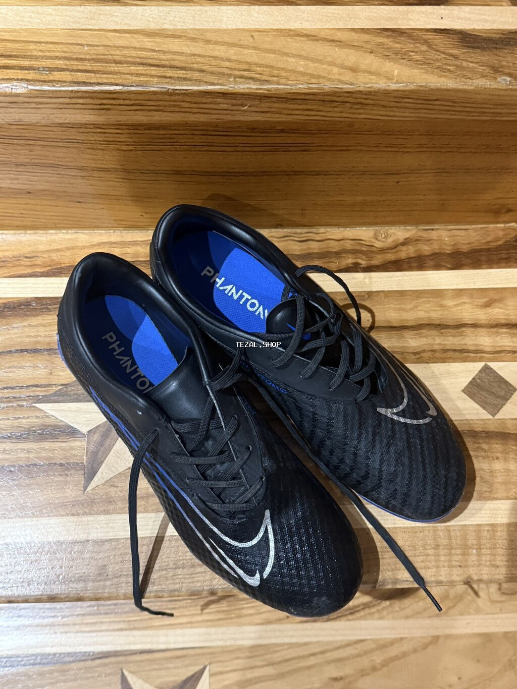 Nike phantom gx.Orginaldır,Amerikadan alınıb ancaq balaca olub deye