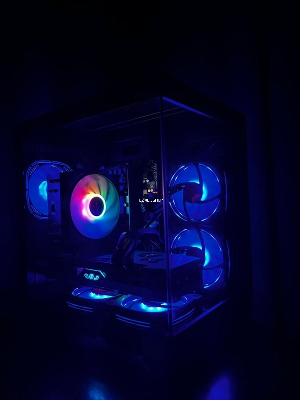 GPU - RX5700xt 8GB (RTX 4060 ilə eyni güc.) CPU - Ryzen 5 2600 (i5