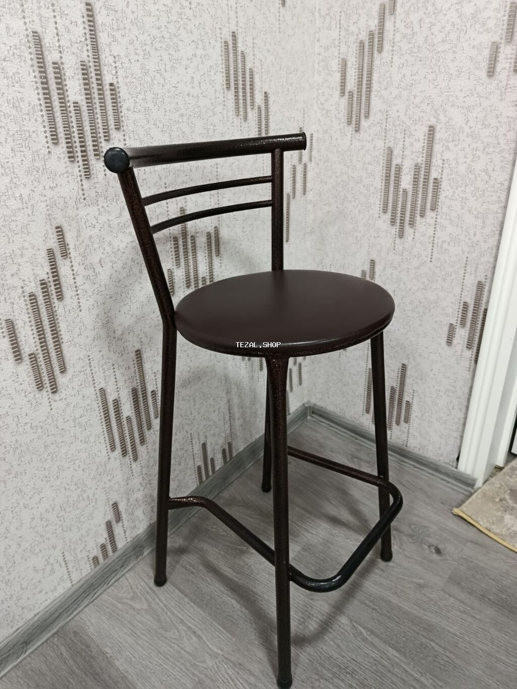 Metall bar taburesi - Material: möhkəm metal karkas - Oturacaq