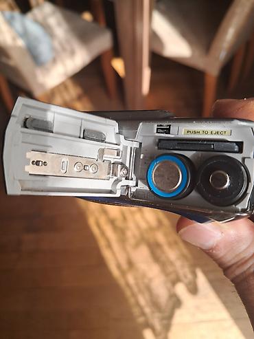 Fujifilm Finepix A805 Kamera həm görünüş, həm də işləmə baxımından əla - şəkil 5