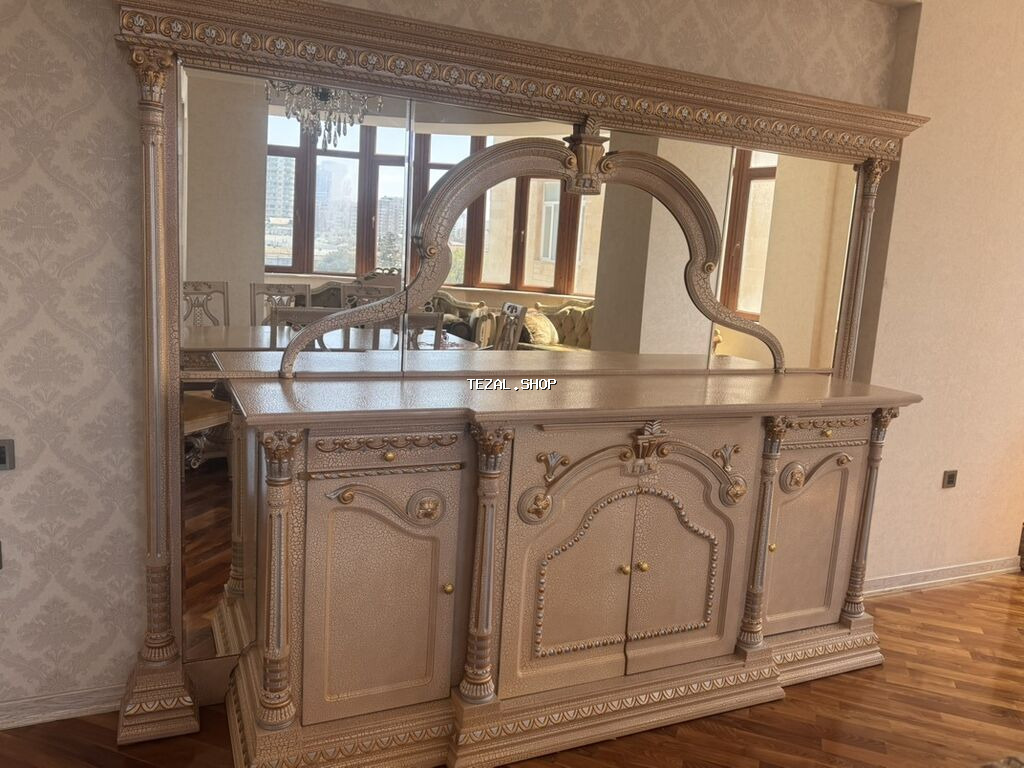 Klassik üslubda iri güzgülü bufet-konsol - Material: keyfiyyətli