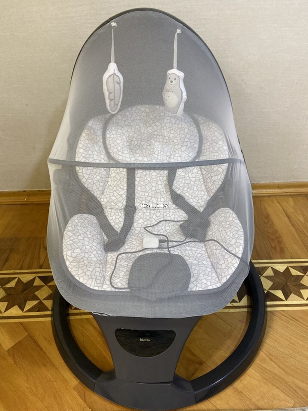 Bu, körpələr üçün nəzərdə tutulmuş elektrikli bouncerdir. Yumşaq