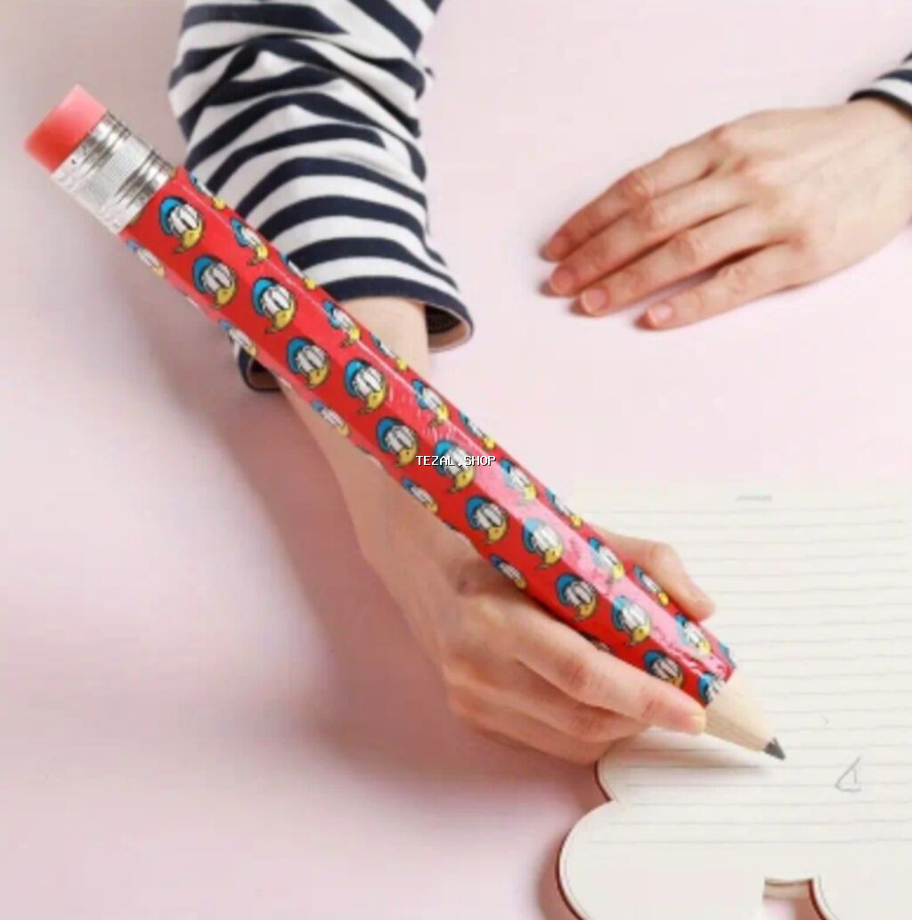 Nəhəng sadə karandaş - Yaradıcı və əyləncəli dizayn: parlaq qırmızı