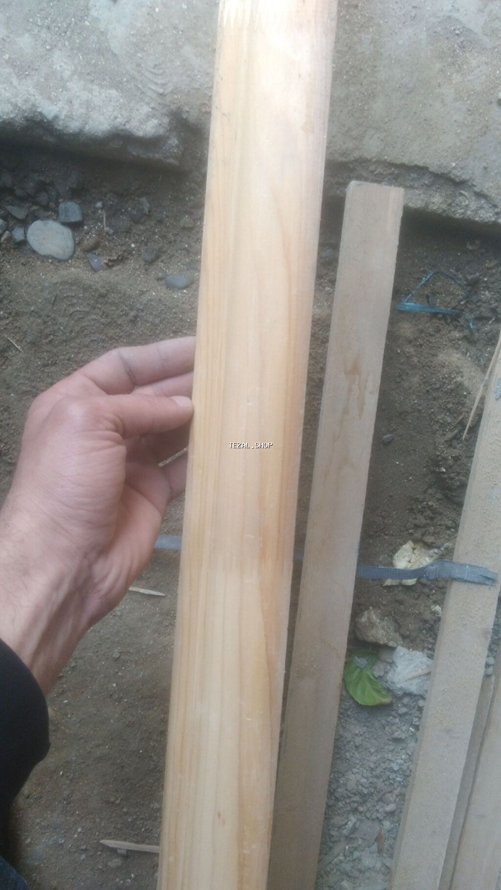 Salam coxdu bundan mende 80 kvadrar 100 kvadrata yaxin var qiymetin