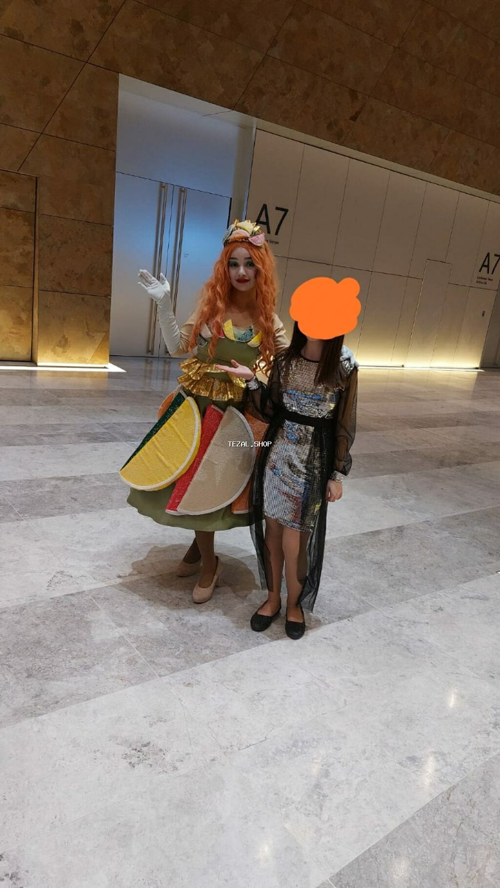 11-13 yaşlı qızlara uyğundur.Ad günü,toy,şənliklər üçün əla