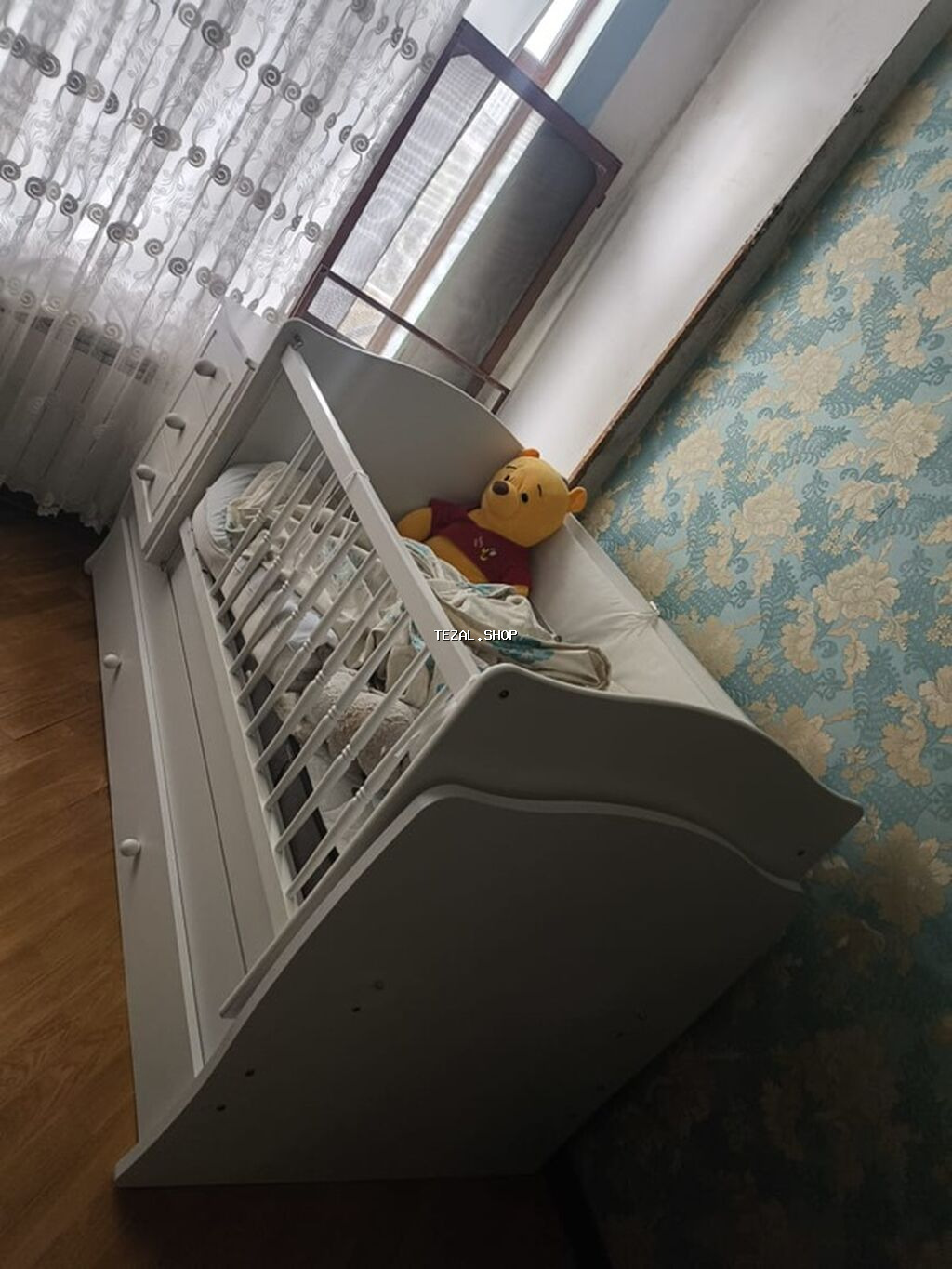 Oğlan və qız üçün, Beşik, Komod