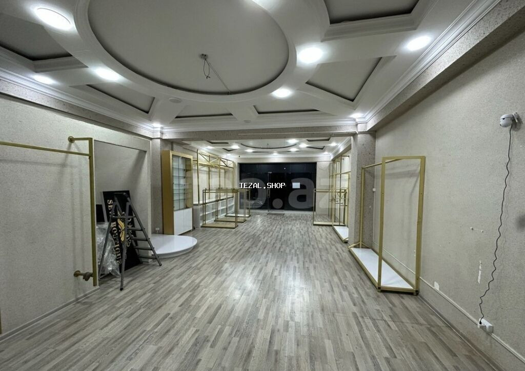 Amay ticarət mərkəzində 80m² obyekt satılır.Obyektə giriş həm çöl həm - şəkil 2