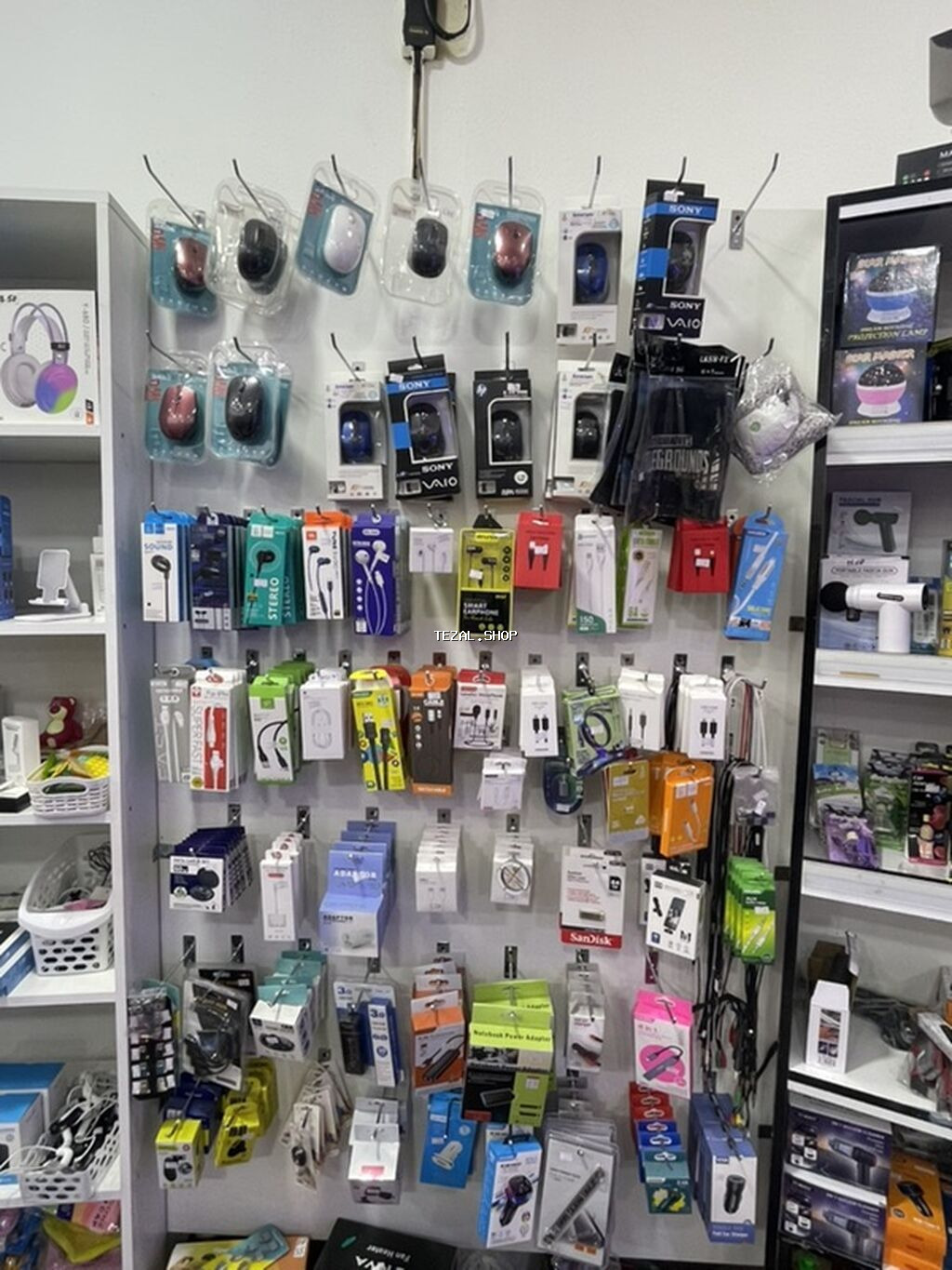 Kompüter və telefon aksesuarlarının geniş seçimi - Simli və simsiz