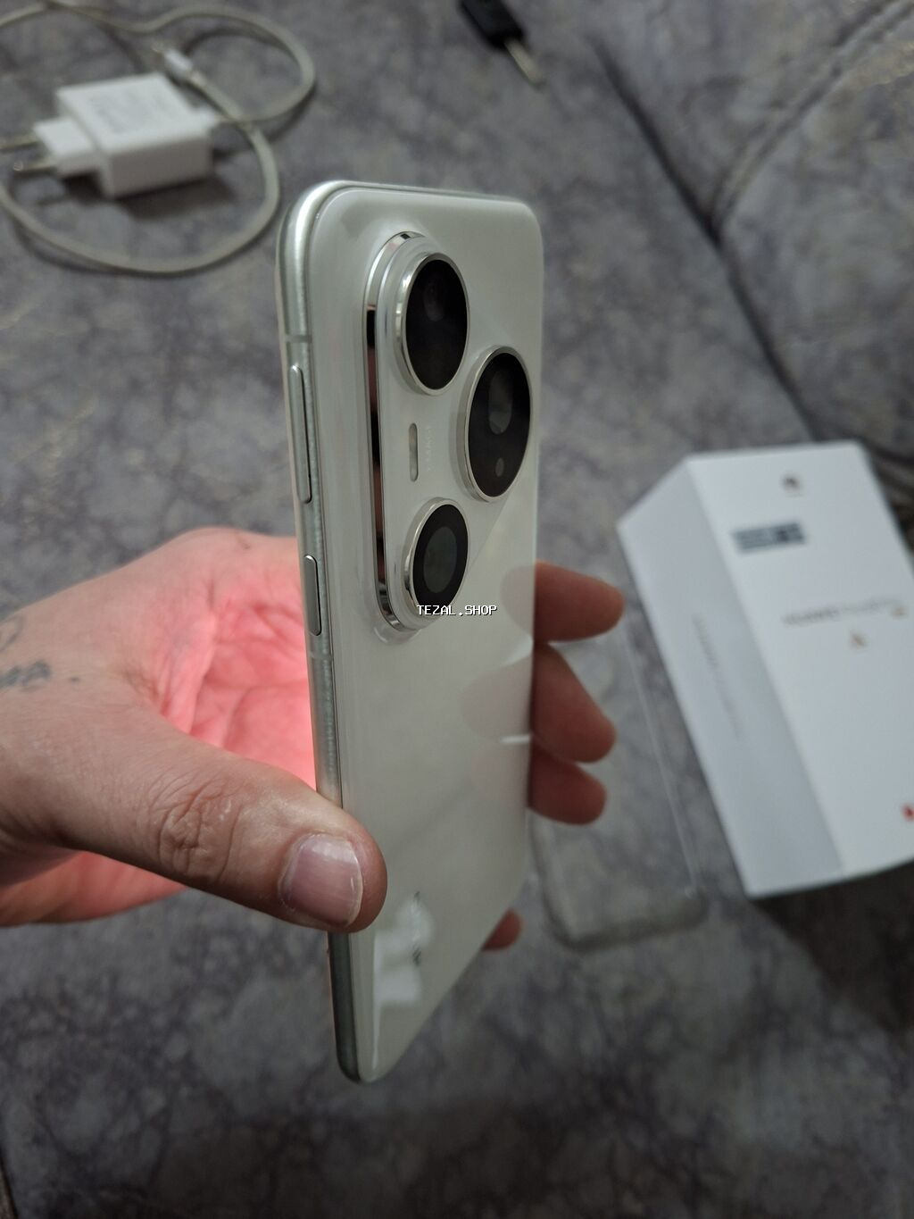 Huawei Pura 70 Pro, rəng - Ağ, Simsiz şarj - şəkil 4