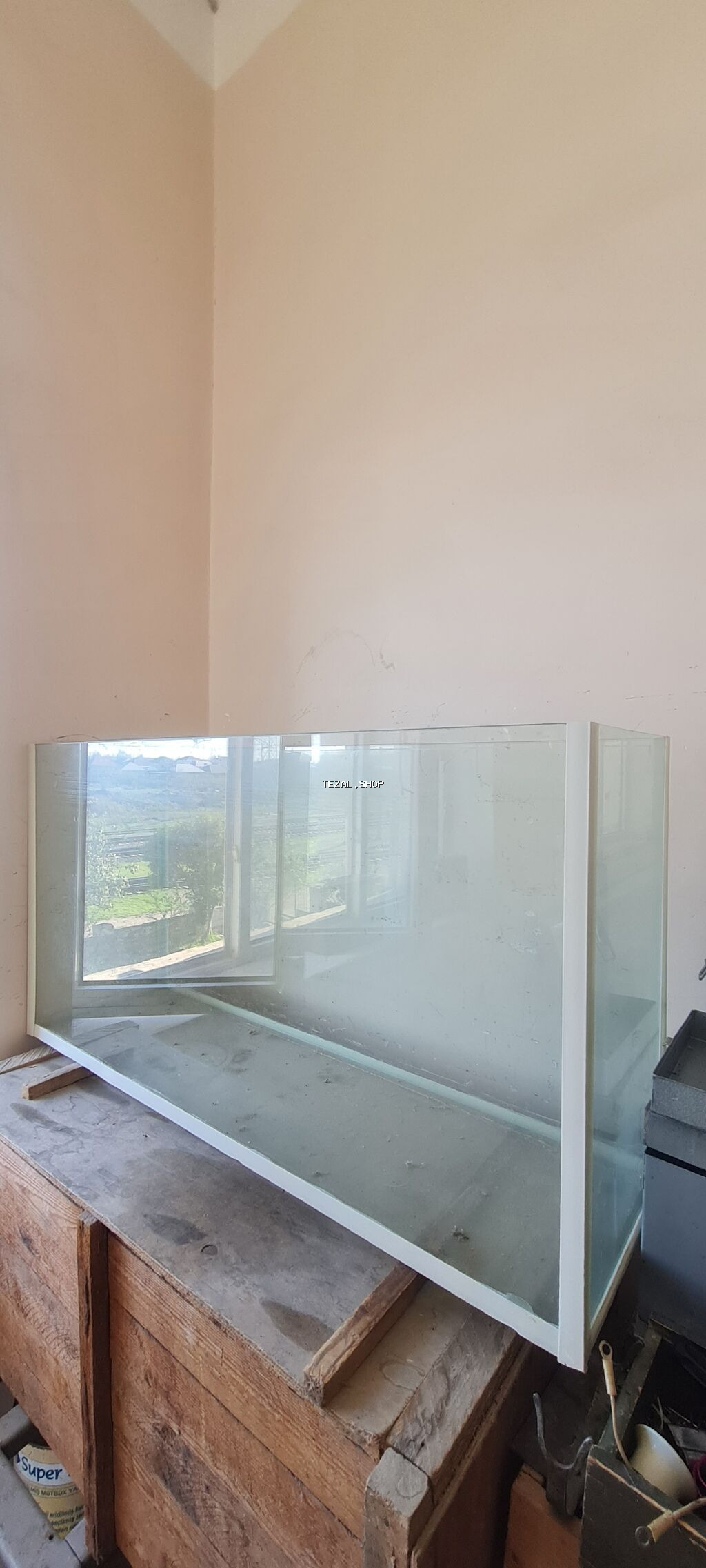 Böyük şüşə akvarium - Material: şəffaf qalın şüşə, kənarları ağ - şəkil 3