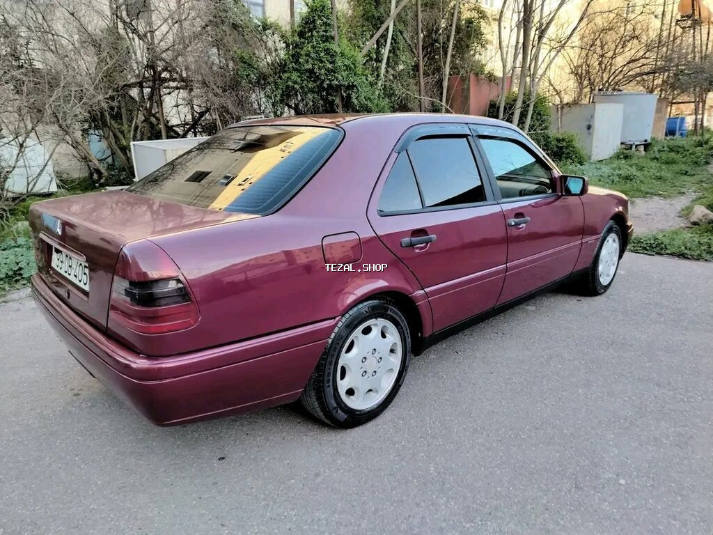 Mercedes-Benz C-Class: 1.8 l | 1996 il Sedan - şəkil 3