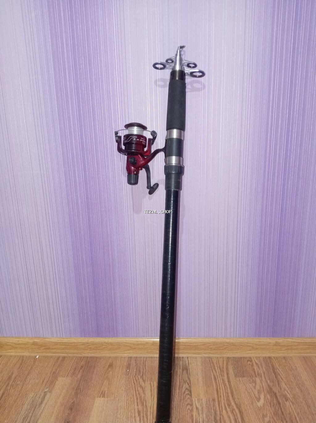 Wekilde gorduyunuz baliq tutan hazir veziyetde satilir elave suali