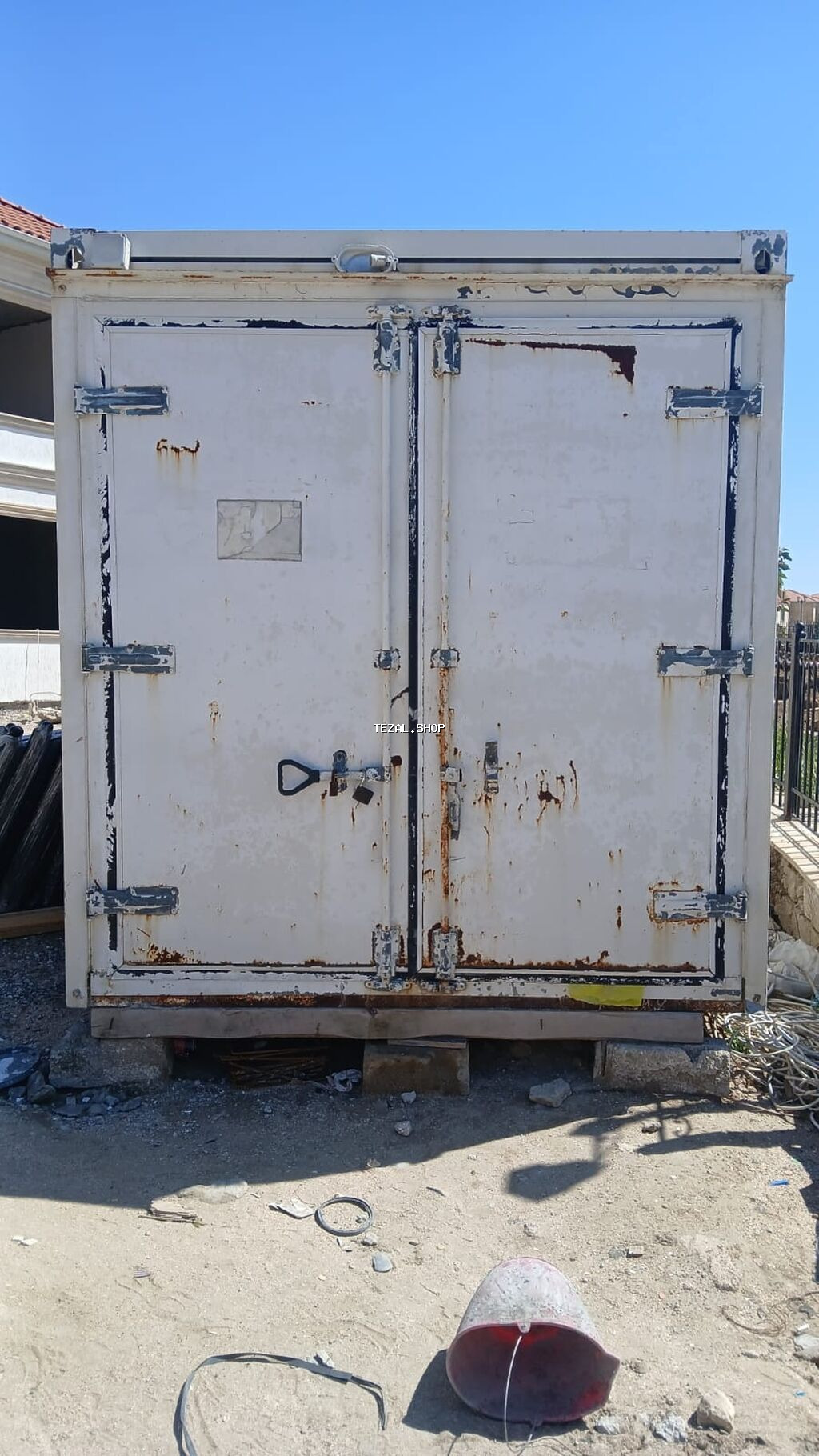 Metal konteyner insaatda istifade etmek mumkundur. Istifadeye - şəkil 2