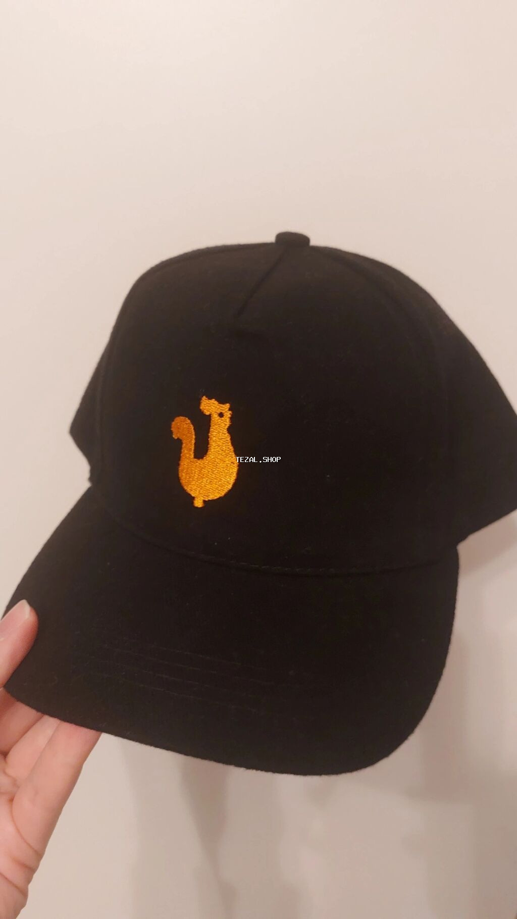 Qara beysbol papağı(təzədir, heç geyinilməyib) - Rəng: tam qara - Ön