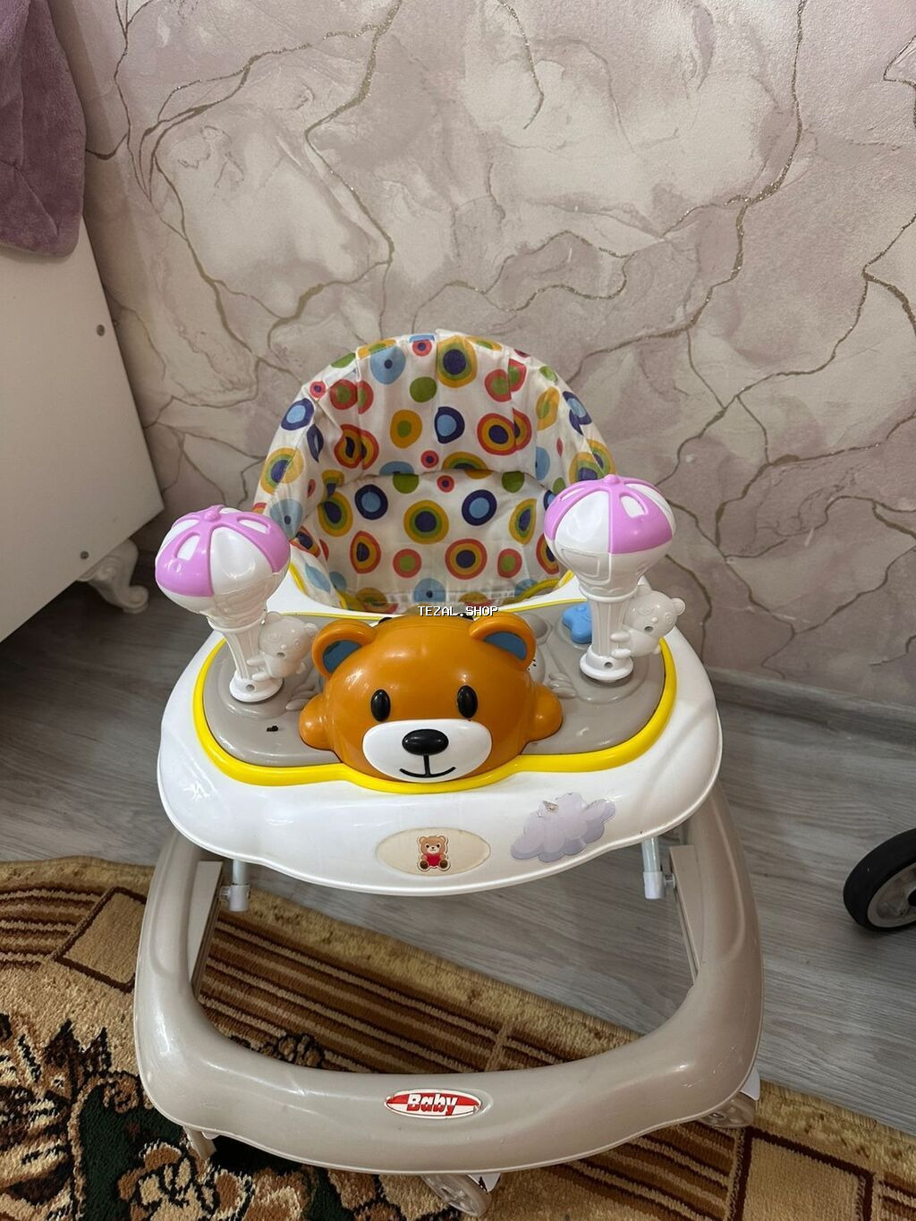 Salam 1 ildi alinib usag biraz cox isdifade edib baterya taxanda