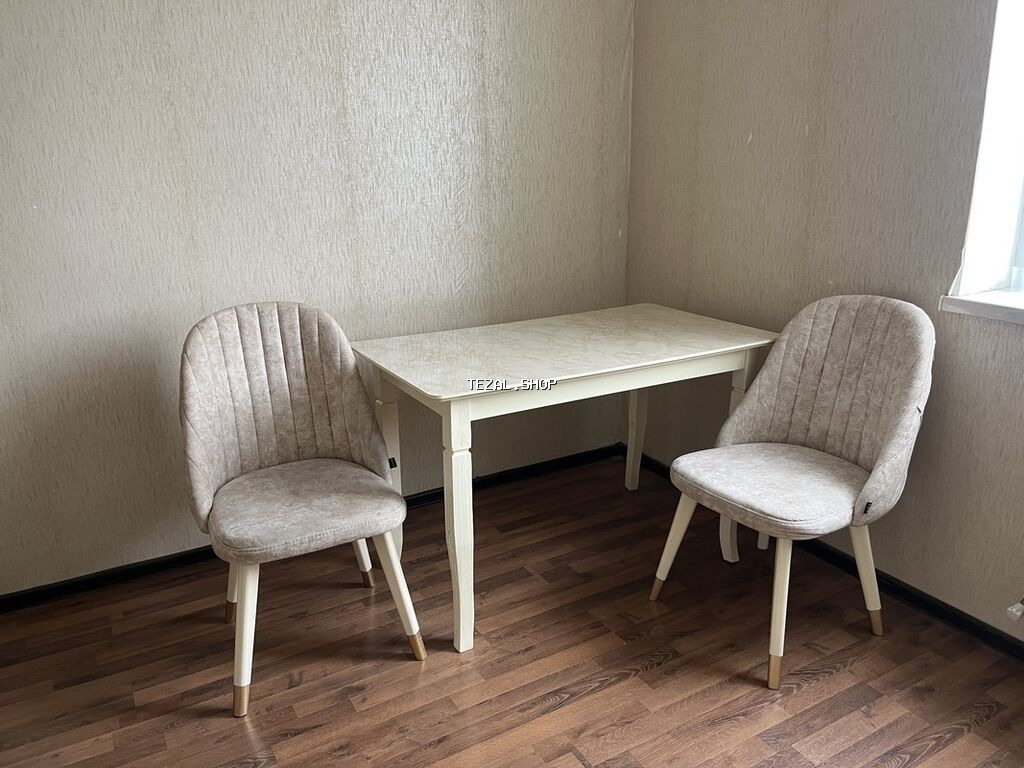 Mətbəx üçün, İşlənmiş, Açılmayan, Dördbucaq masa, 2 stul