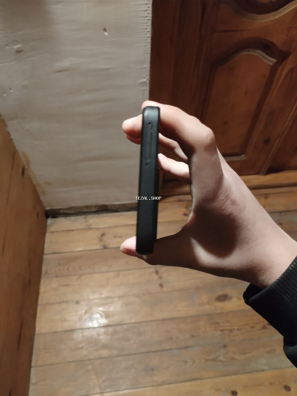 Məhsul: Telefon üçün qoruyucu örtük (qara) Təsvir: - Qara rəngli, mat - şəkil 4