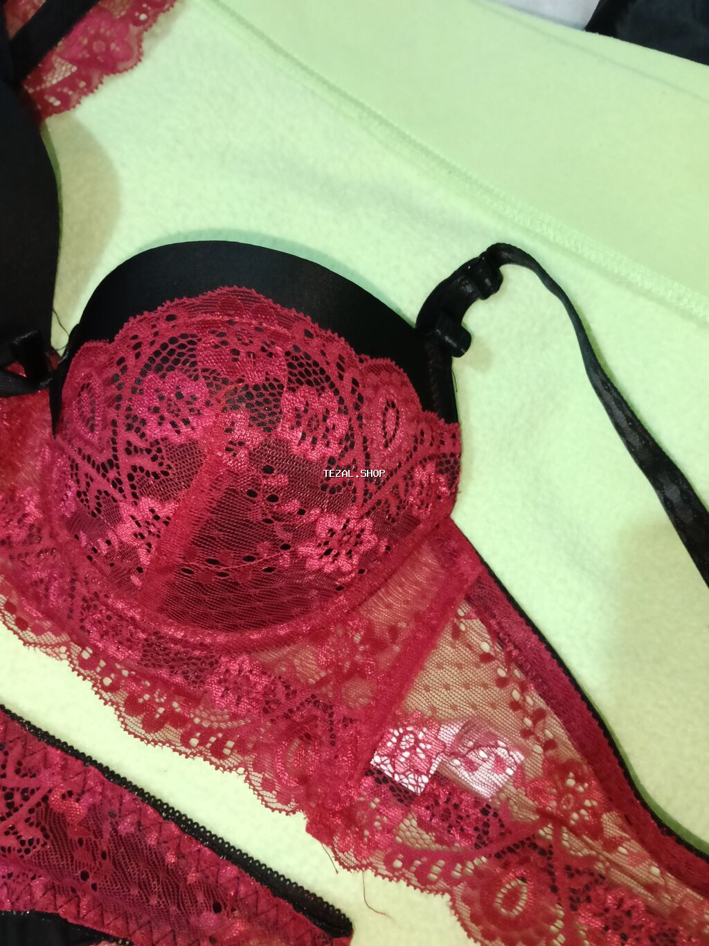 Qırmızı-qara krujeva qadın dəsti - Dəst: büstqalter + tanga - Ölçü - şəkil 4