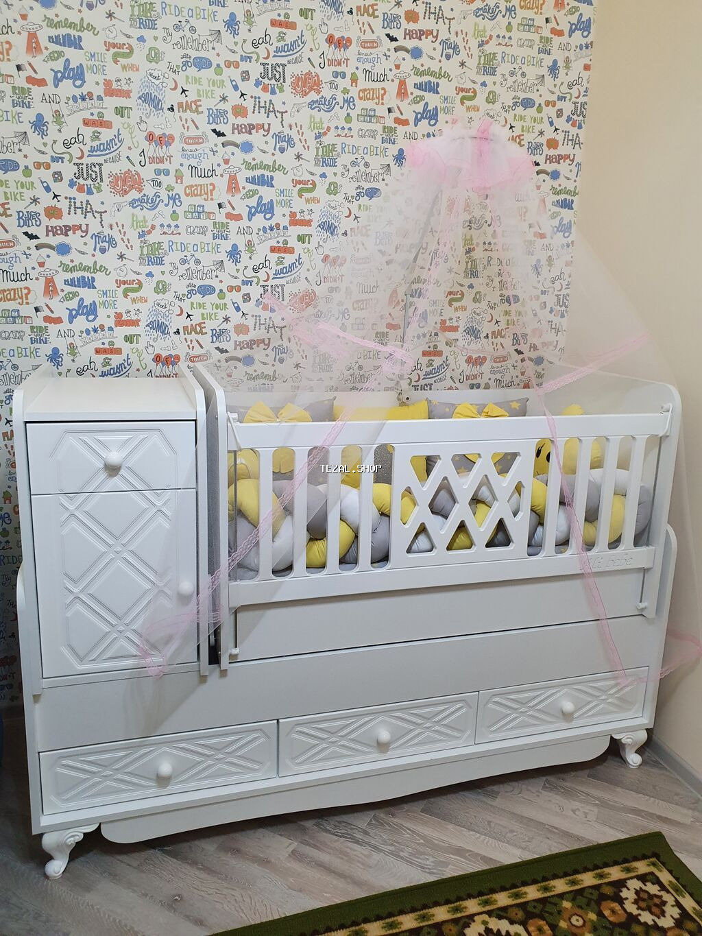 Oğlan və qız üçün, Dördbucaq, Beşik, Dəst ilə, Matrassız, Yellənmə mexanizm ilə