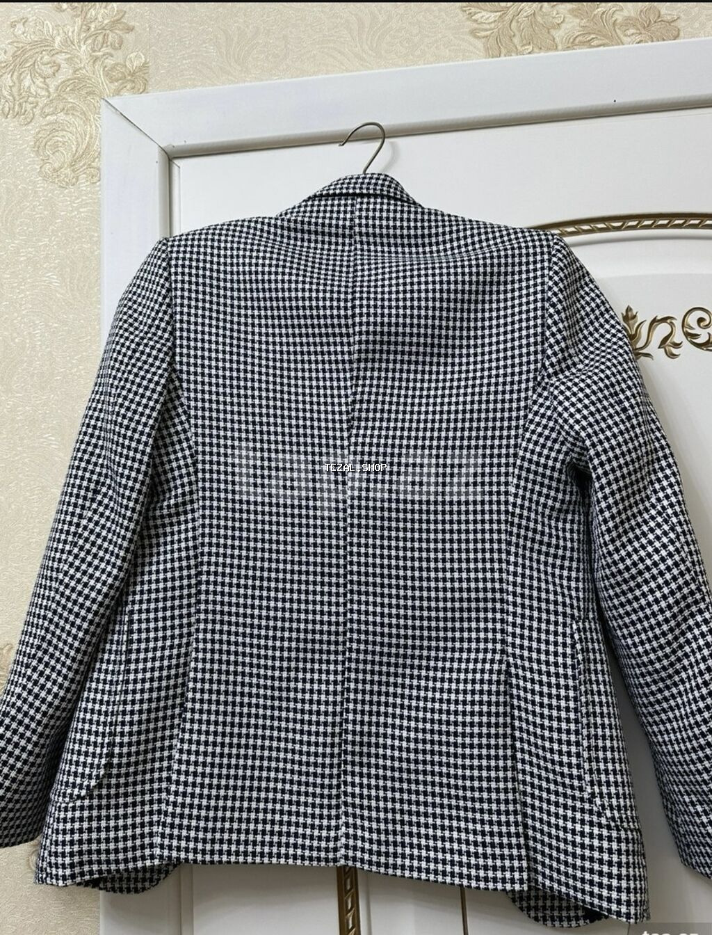 Məhsul: Qara-ağ “houndstooth” naxışlı pencək - Stil: Klassik