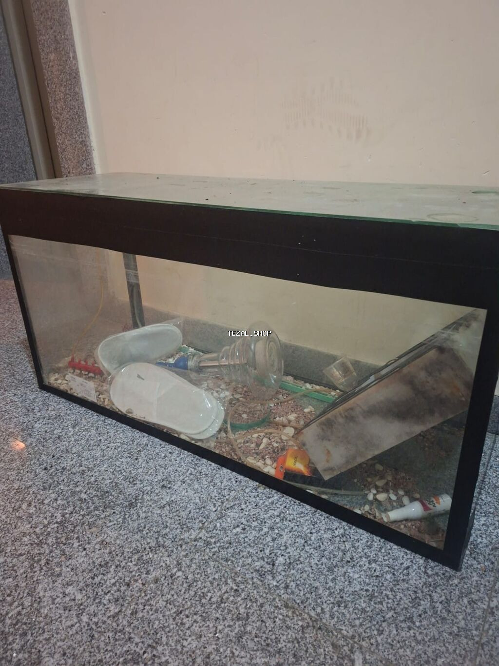 Akvarium şüşə tank satilir. Isteyen elaqe saxlasin. Unvan Baki. - - şəkil 2