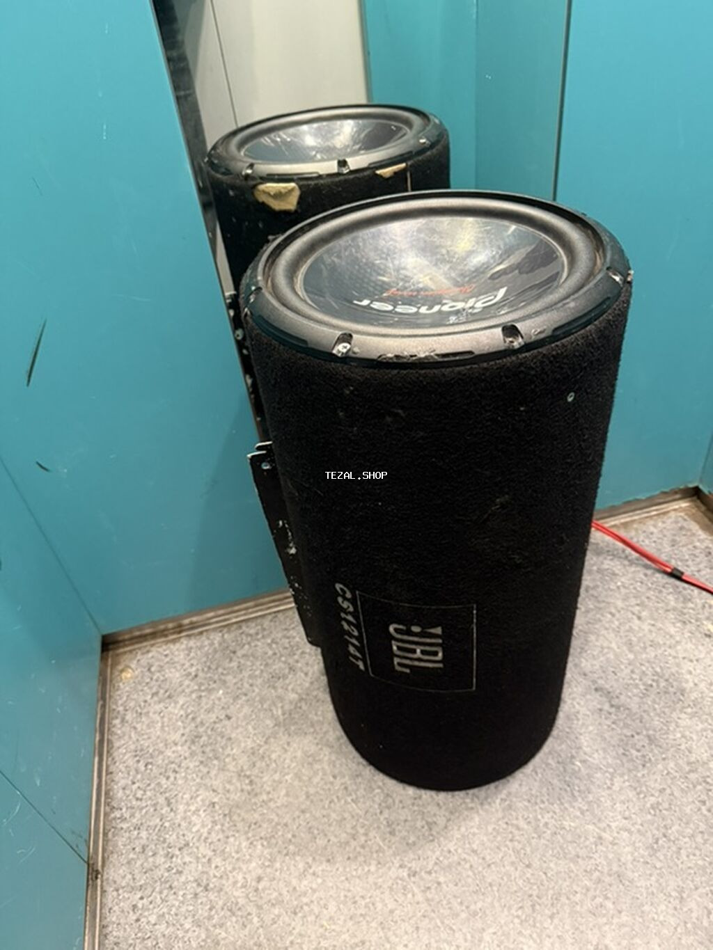 Avtomobil üçün subwoofer akustik sistemi - Marka və modellər: JBL