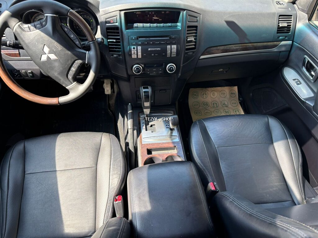 Mitsubishi Pajero: 3.5 l | 2011 il 236000 km Ofrouder/SUV - şəkil 5