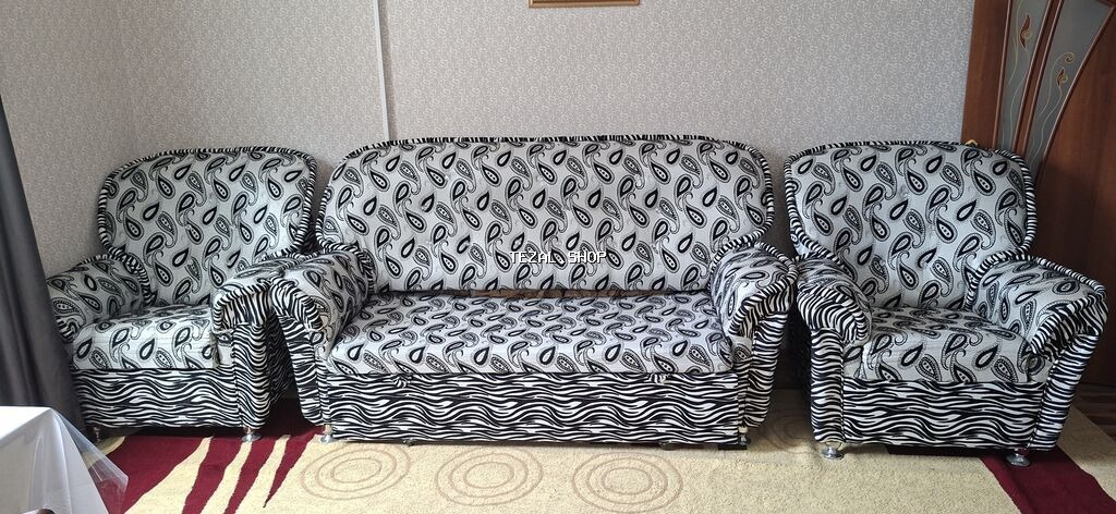 Di̇van-kravat, 2 kreslo, Bazalı, Açılan