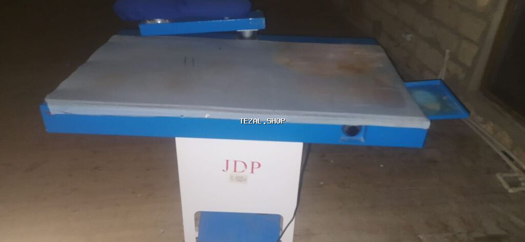 Peşəkar ütüləmə-vakuum masası - Brend: JDP (korpus üzərində loqo var)