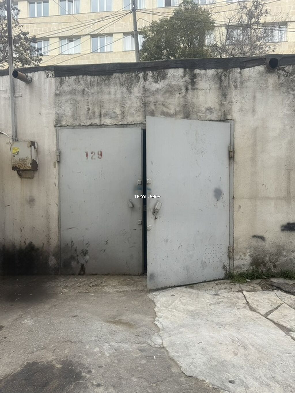 9mkr, 157 sayli mektebin qarsisi. Vegas saglamliq merkezi binasinin