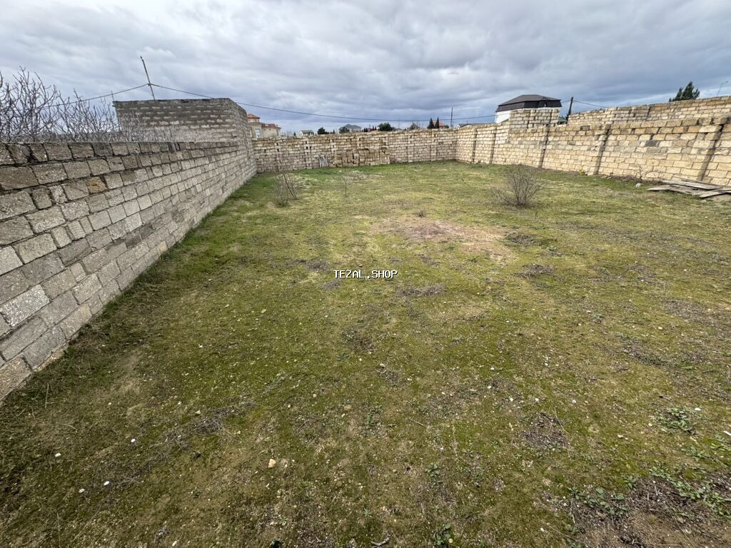 4 sot, Tikinti, Bələdiyyə