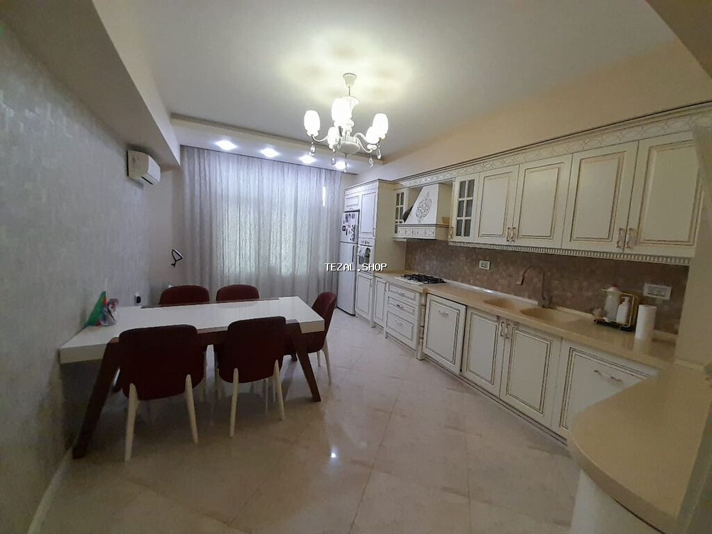 Geniş və işıqlı mənzil – klassik üslubda zövqlə dizayn olunmuş - şəkil 3