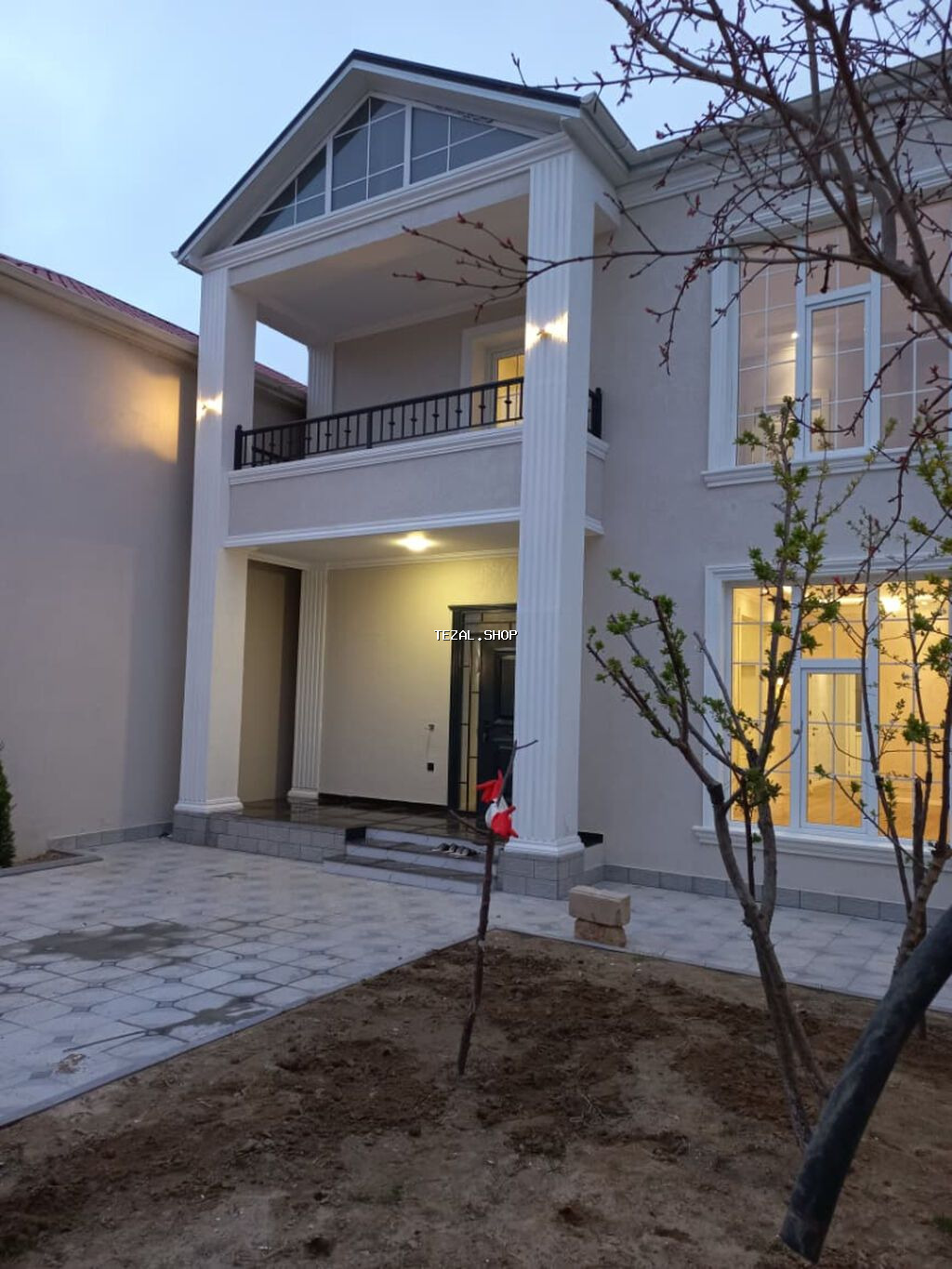 5 otaqlı, 207 kv. m, Kredit var, Yeni təmirli