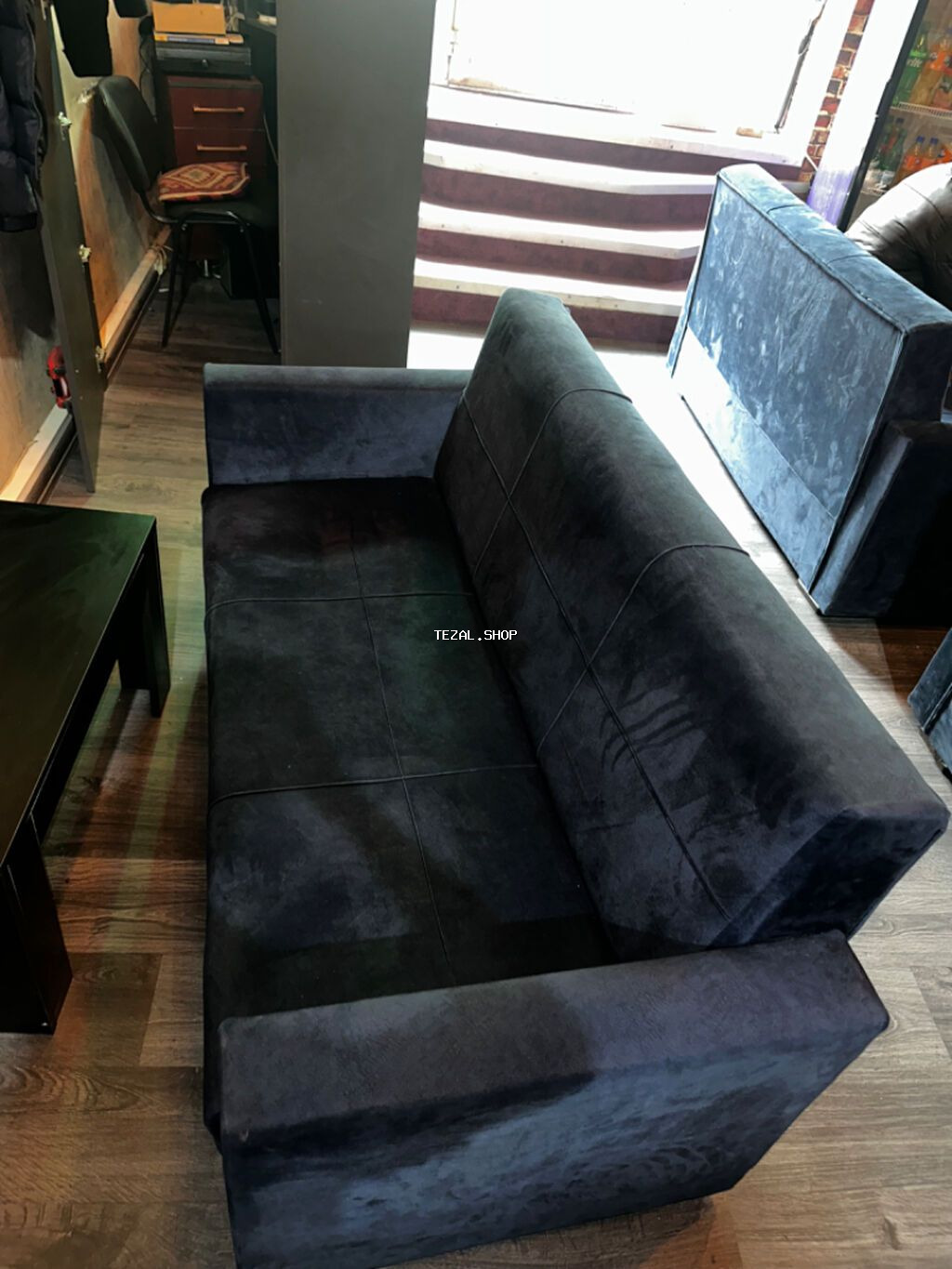 Salam Ps klub avandiligi satilir. Ucuz qiymete divan 2 ededi tek tek