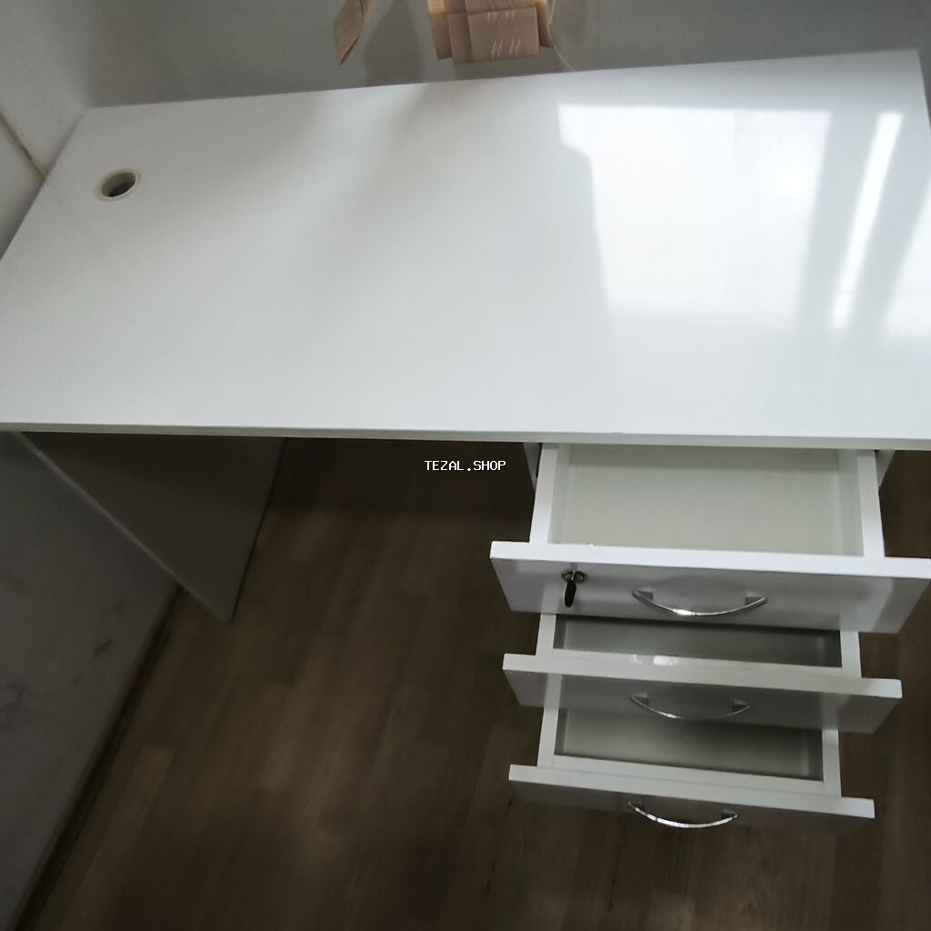 Düz masa, Stulsuz, Polkasız, Siyirməli, Parlaq laminat - şəkil 3