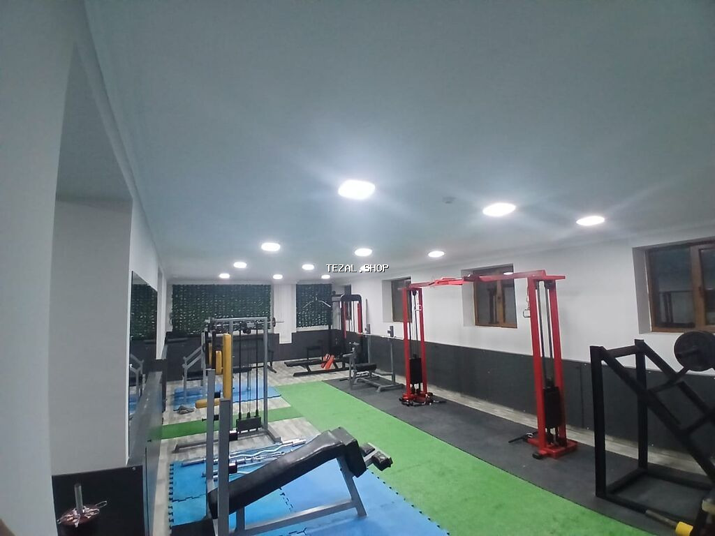 Tam təchizatlı trenajor zalı - Geniş və işıqlı məkan, ventilyasiya və - şəkil 2