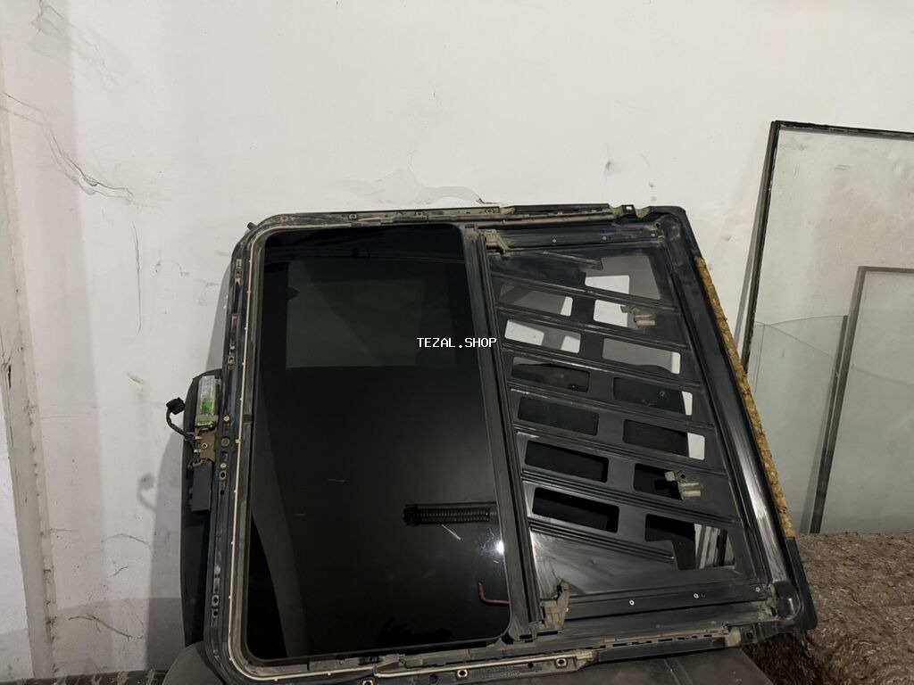 Mercedes w202 Çeşka üçün şüşə lyuk
Luk
Lyuk
Çeşka
Ceska