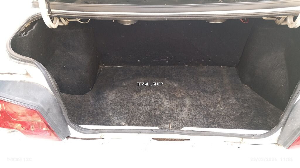 Model: Iran Khodro Samand (sedan), ağ rəng Kuzov: 4 qapı, arxa işıqlar - şəkil 4